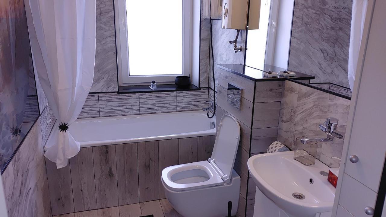 Apartament na Różanej I Ustka Exterior foto